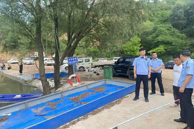 <b>铜川市公安局印台分局印台派出所：加大水域巡查力度 织密防溺水安全网</b>