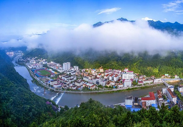 <b>汉中佛坪：“生态立县 林药兴县 旅游强县 ” 谱写高质量发展新篇章</b>
