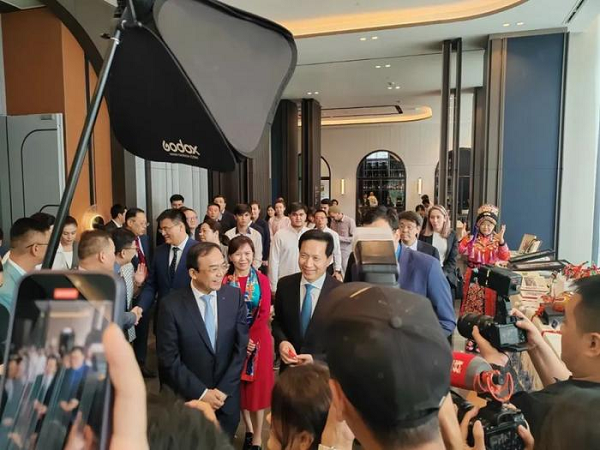 <b>汉中文旅精彩亮相中亚友好邻邦</b>