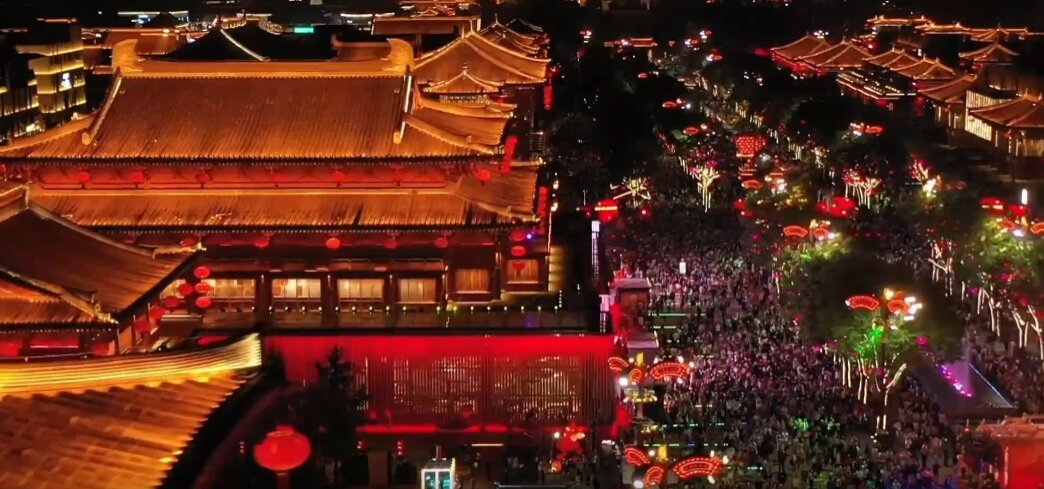 <b>看中国式现代化建设 曲江越“夜”越精彩丨打卡陕西产业经济新坐标</b>