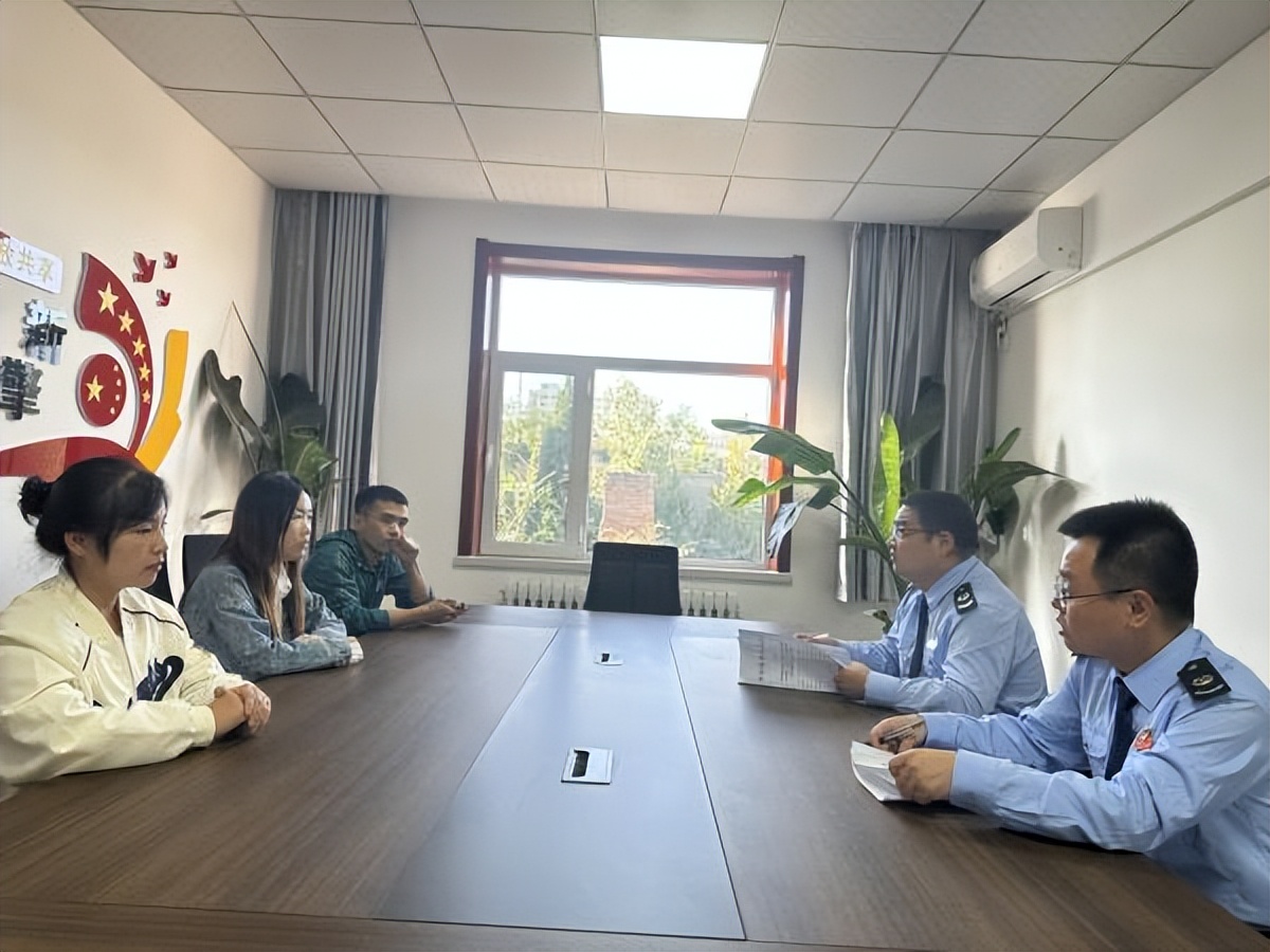 <b>国家税务总局佳县税务局走访涉税中介 深化涉税监管</b>
