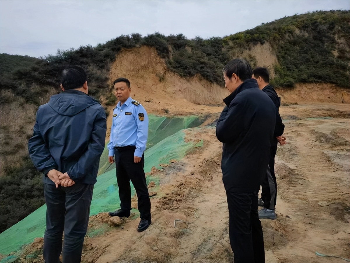 <b>延安市生态环境局宝塔分局开展生态环境领域安全风险隐患排查整治工作</b>