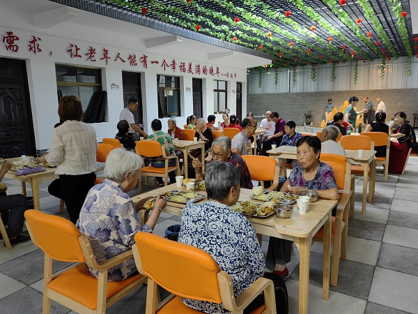 <b>高陵区钓北村：高·幸食堂里的幸福“食光”</b>