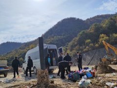 太白县积极开展侵权假冒伪劣商品集中销毁活动