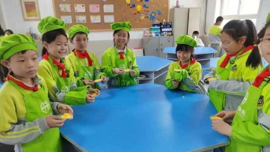 “我体会到了劳动的乐趣，有满满的成就感”