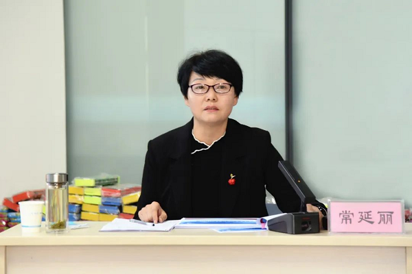 <b>宝塔区人大常委会党组书记、主任常延丽到非公企业党建联系点讲党课  </b>