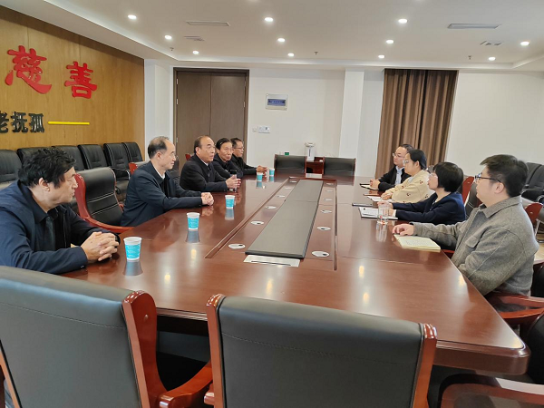 <b>商洛市慈善协会赴陕西慈善发展与国际交流中心汇报交流工作  </b>