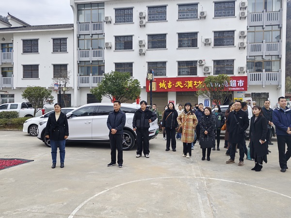 <b>汉台区文旅局到佛坪县考察学习公共文化服务高质量发展示范县创建经验 </b>