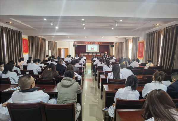 <b>榆林市中心血站开展消防知识讲座暨消防演练活动</b>