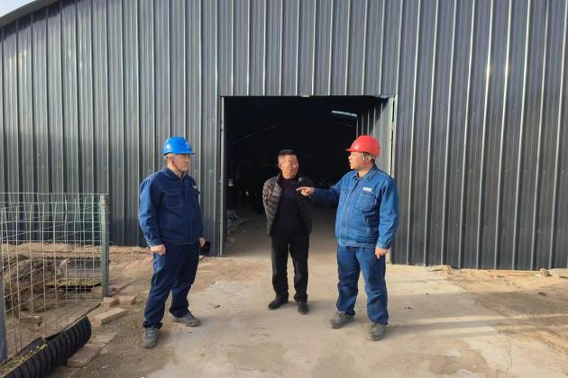 <b>国网榆林供电公司：“一站式”电力服务  助力“鸵”起幸福路  </b>