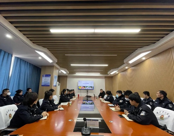 <b>靖边县公安局组织召开公文写作专题培训会</b>
