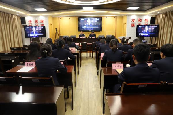 <b>靖边县税务局召开青年理论学习小组“学思想 强信念”专题学习研讨会</b>