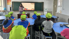 西安市碑林区振兴路小学：巧手包饺子 争当“饺饺者”  