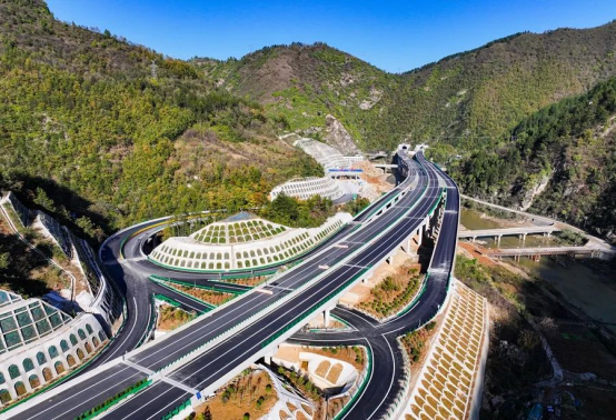 <b>丹凤至山阳高速公路通车！沿线设4处收费站，收费期限→</b>