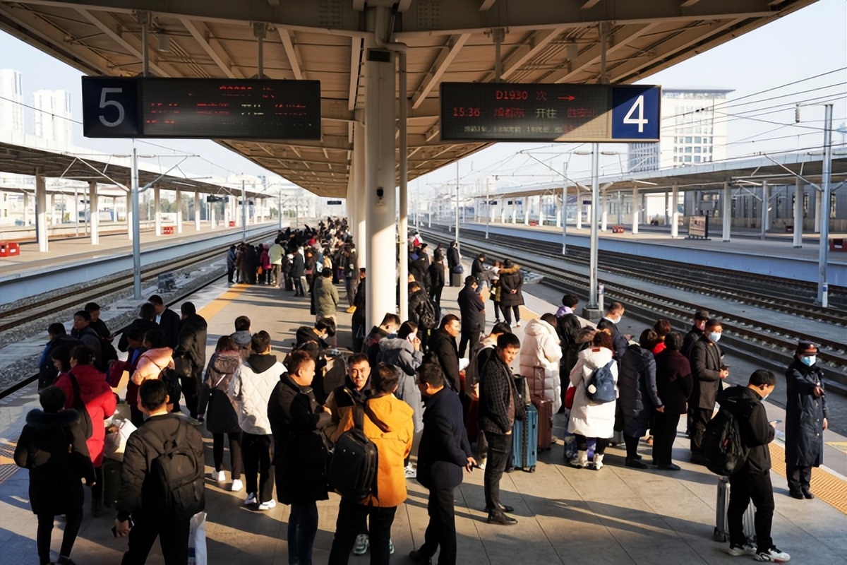 <b>汉中车务段2024年元旦小长假预计发送旅客14万人次</b>