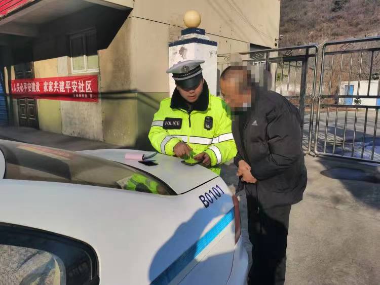 <b>铜川公安开展“强超强会”等肇事肇祸违法行为集中整治</b>