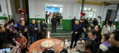 <b>赵湾中学举行2024年元旦茶话会</b>