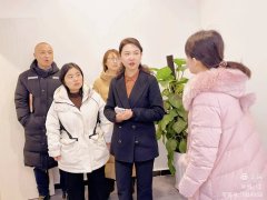 <b> “调”以务实 “研”以致用 雁塔区总工会深入街道、社区调研指导工会工</b>