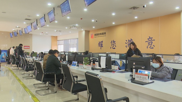 <b>耀州区行政审批服务局：打造“耀”您满意政务品牌 擦亮“为民服务”底色</b>