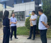 <b>经开区百人助千企 | 小路灯温暖企业通勤路</b>