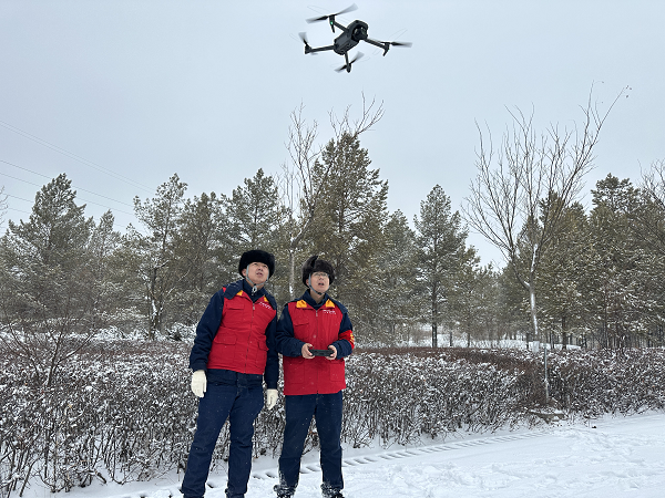 <b>国网榆林供电公司：全力应对雨雪降温天气 保障电力可靠供应</b>