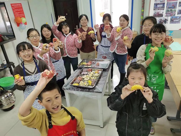 <b>榆林市府谷县富昌路社区：公益课堂学非遗  弘扬优秀传统文化 </b>