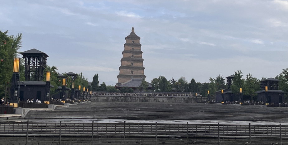 <b>西安对“低慢小”航空器飞行进行管控！管控范围包括大雁塔、西安城墙.</b>