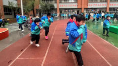 西安市碑林区沙坡小学开展消防安全演练 筑牢校园安全防线  