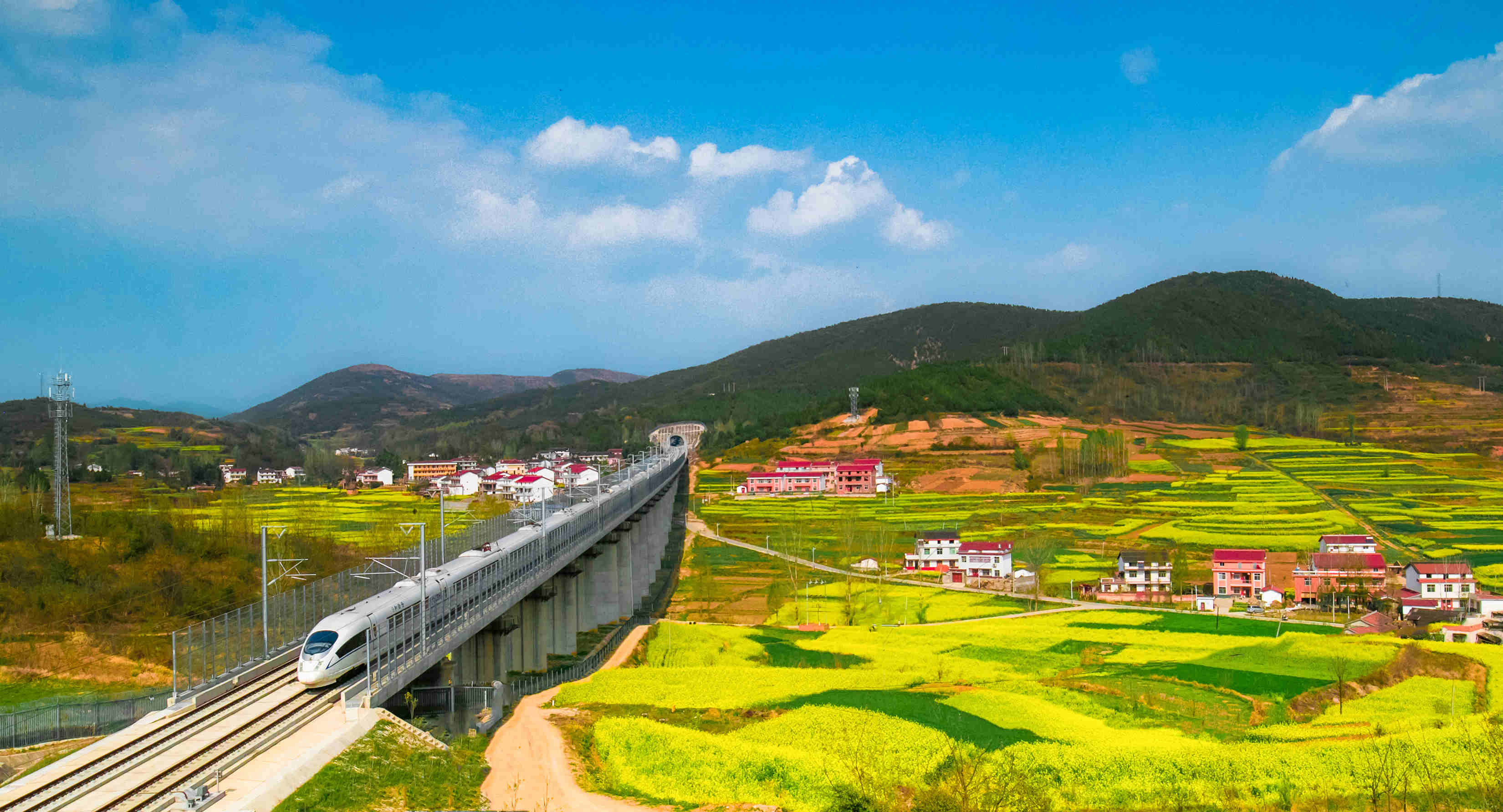 <b>汉中向您发出春之邀约！特推出15条精品观花旅游线路和文旅惠民活动</b>