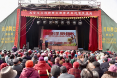 <b>周至公安：反邪教警示教育宣传活动走进乡村大戏台</b>