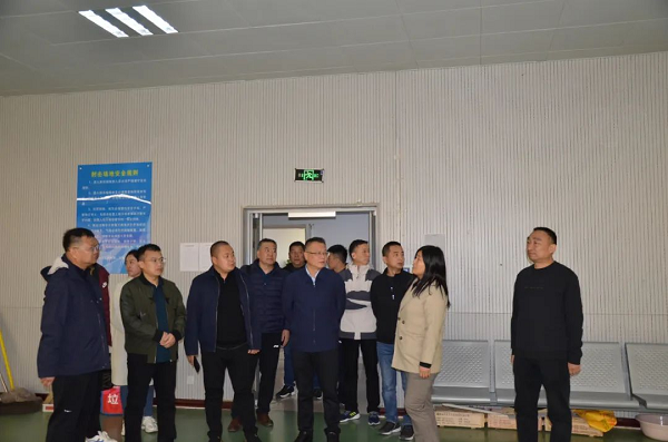 <b>延安市体育局赴渭南、咸阳考察学习  </b>