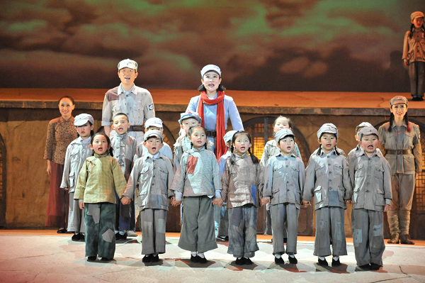 <b>清明假期，红色演出《延安保育院》受热捧</b>