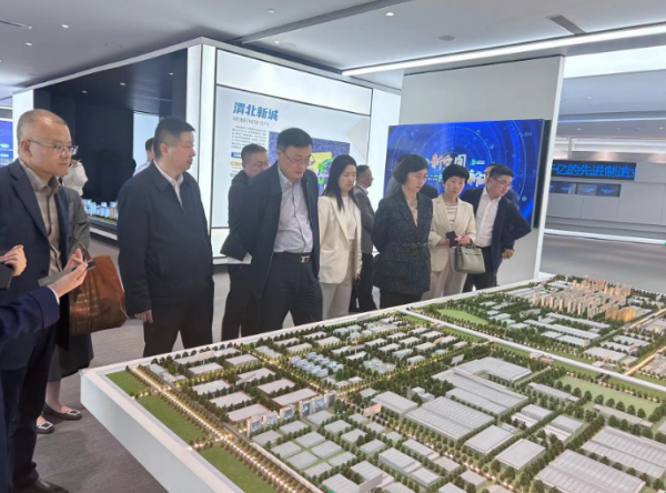 <b>感受经开30年，中国国际商会及地方商会代表走进经开</b>