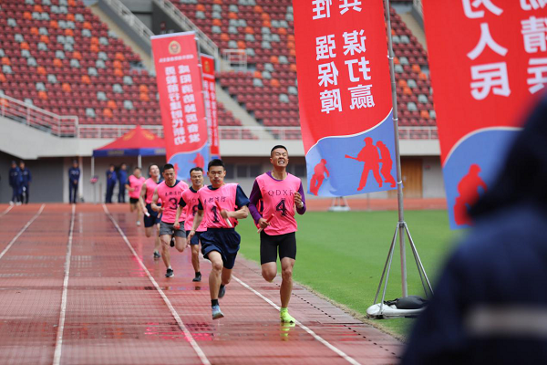 <b>雨中鏖战 砺练精兵——咸阳支队2024年度消防运动会圆满落幕</b>
