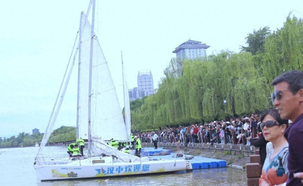 <b>“五一”扬帆起航 汉中帆船展示活动惊艳亮相  </b>