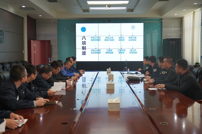 <b>榆林市榆阳区：强化农民工权益保障 构建和谐劳动关系  </b>
