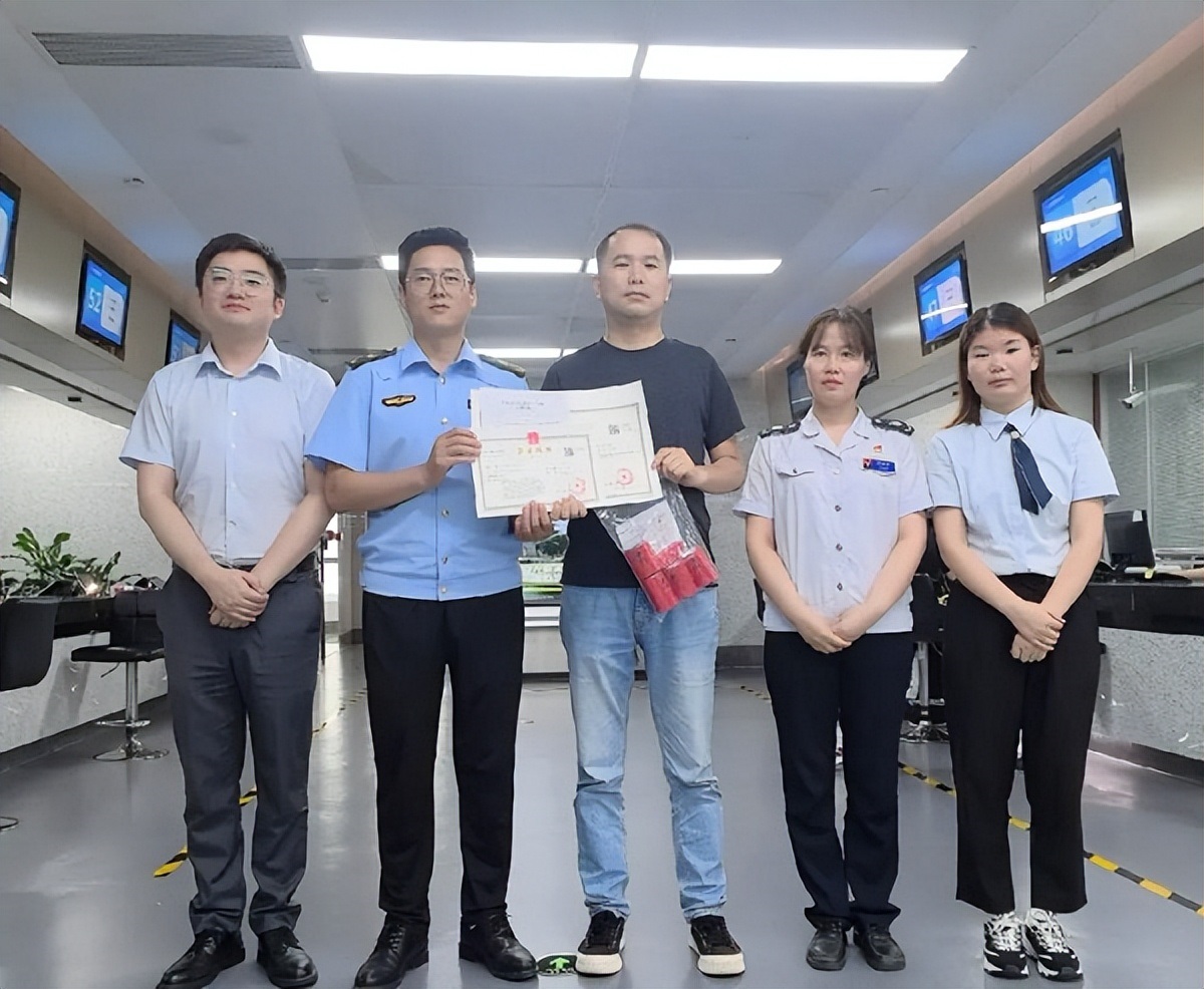 <b>陕西自贸试验区首例企业信息变更“一件事”在西安经开区办结</b>
