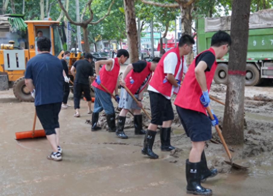 <b>风雨同舟 志愿同行 | 宝鸡山洪灾害中的温暖力量</b>
