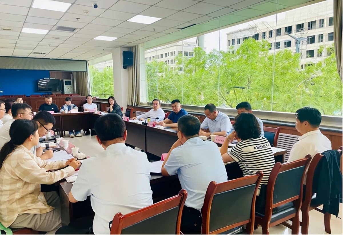 <b>第三季度全市长城保护工作现场推进会在神木市召开</b>