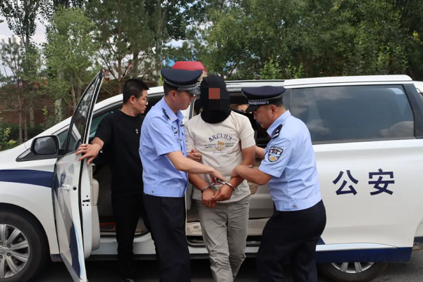 <b>接力缉凶！靖边县公安局抓获一名潜逃20年的命案逃犯  </b>