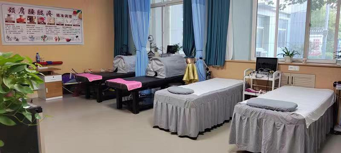 <b>西安市高陵区：“老”有所依 “小”有所养 嵌入式社区服务点亮群众美好生</b>