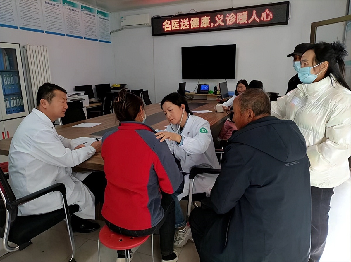 <b>榆林市定边县中医院：义诊活动进乡镇 服务居民暖人心</b>