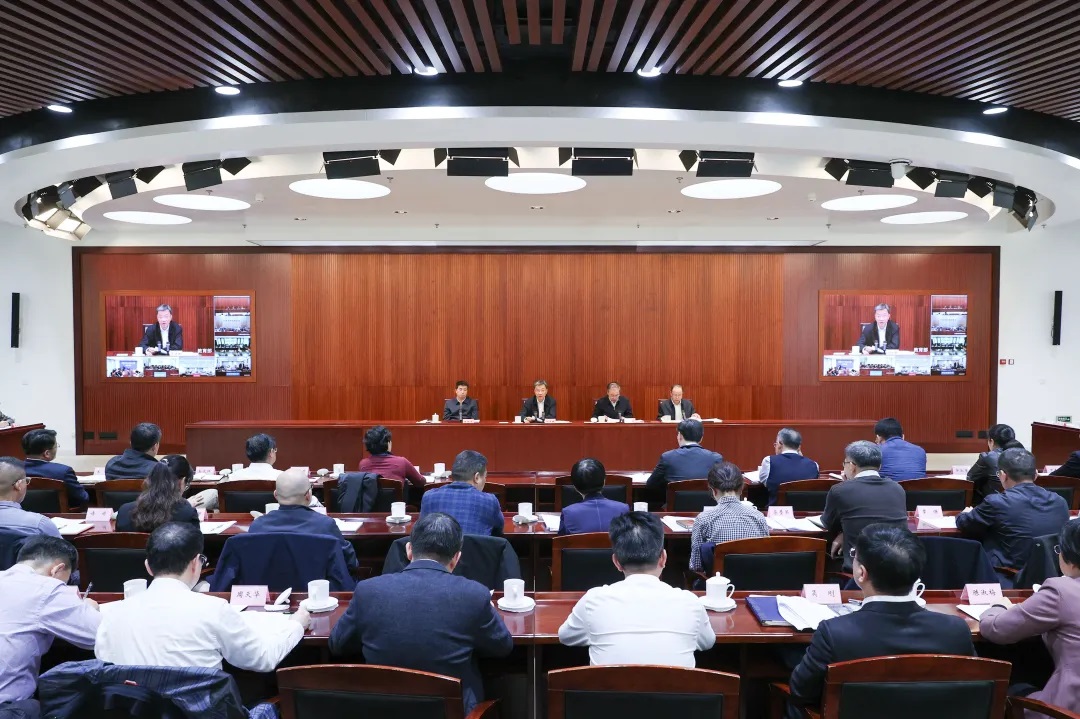 <b>2025届全国普通高校毕业生就业创业工作会议召开</b>