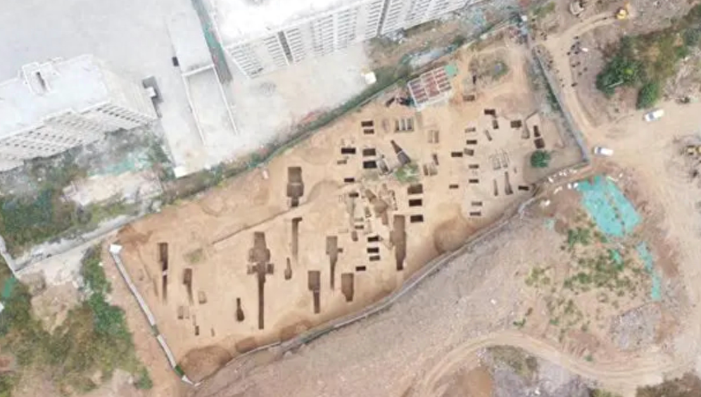 <b>山东济南新发现墓葬87座，出土完整及可复原器物410余件（组）</b>