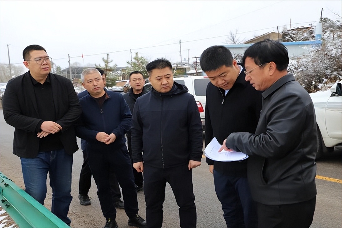 <b>延安市安塞区委副书记、区长李延武在坪桥镇、招安镇开展调研</b>