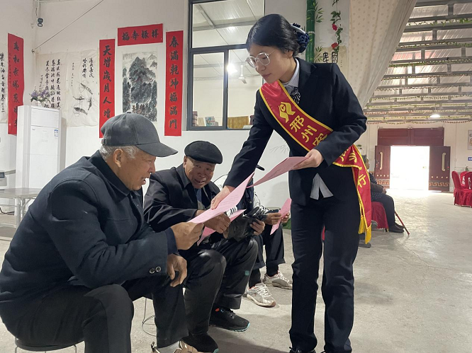 <b>河北省邢台市襄都区开展防范和打击非法集资集中宣传活动</b>
