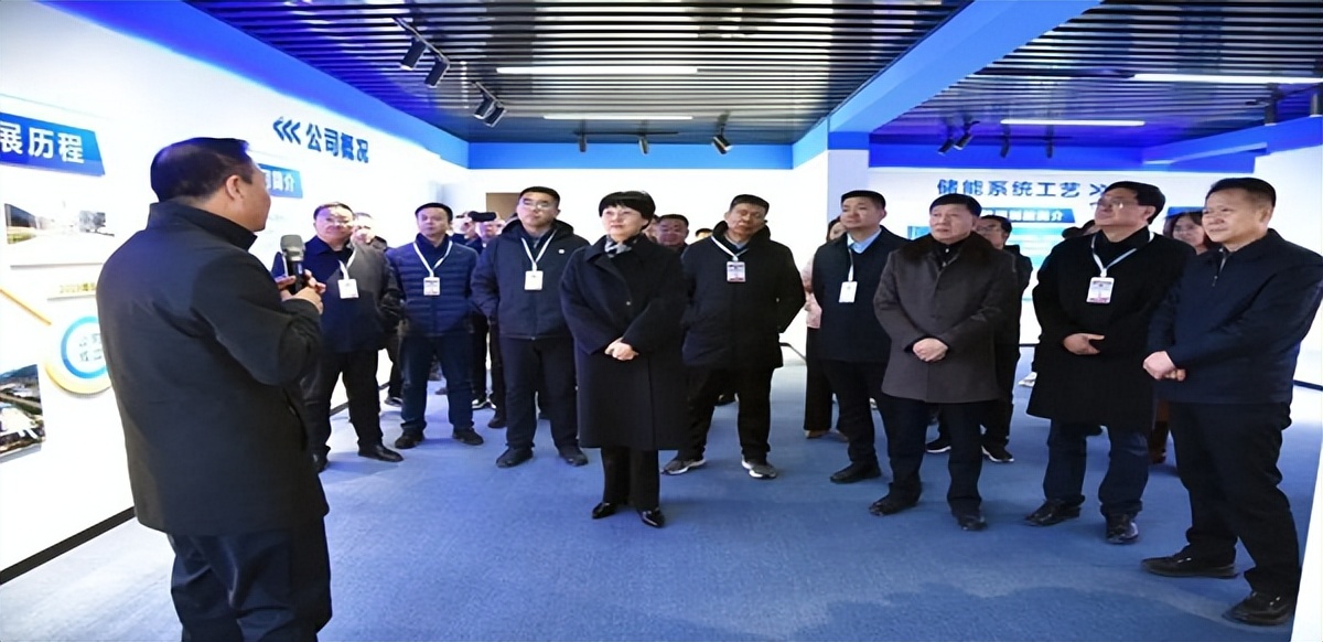 <b>延安市六届人大代表宝塔选区代表赴甘泉县开展交叉视察活动</b>