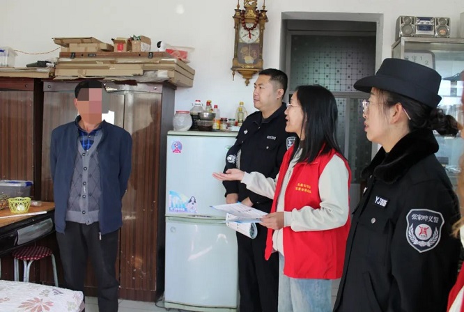 <b>榆林市靖边县公安局张家畔派出所：化解群众“万千事” 寻求矛盾“最优解</b>
