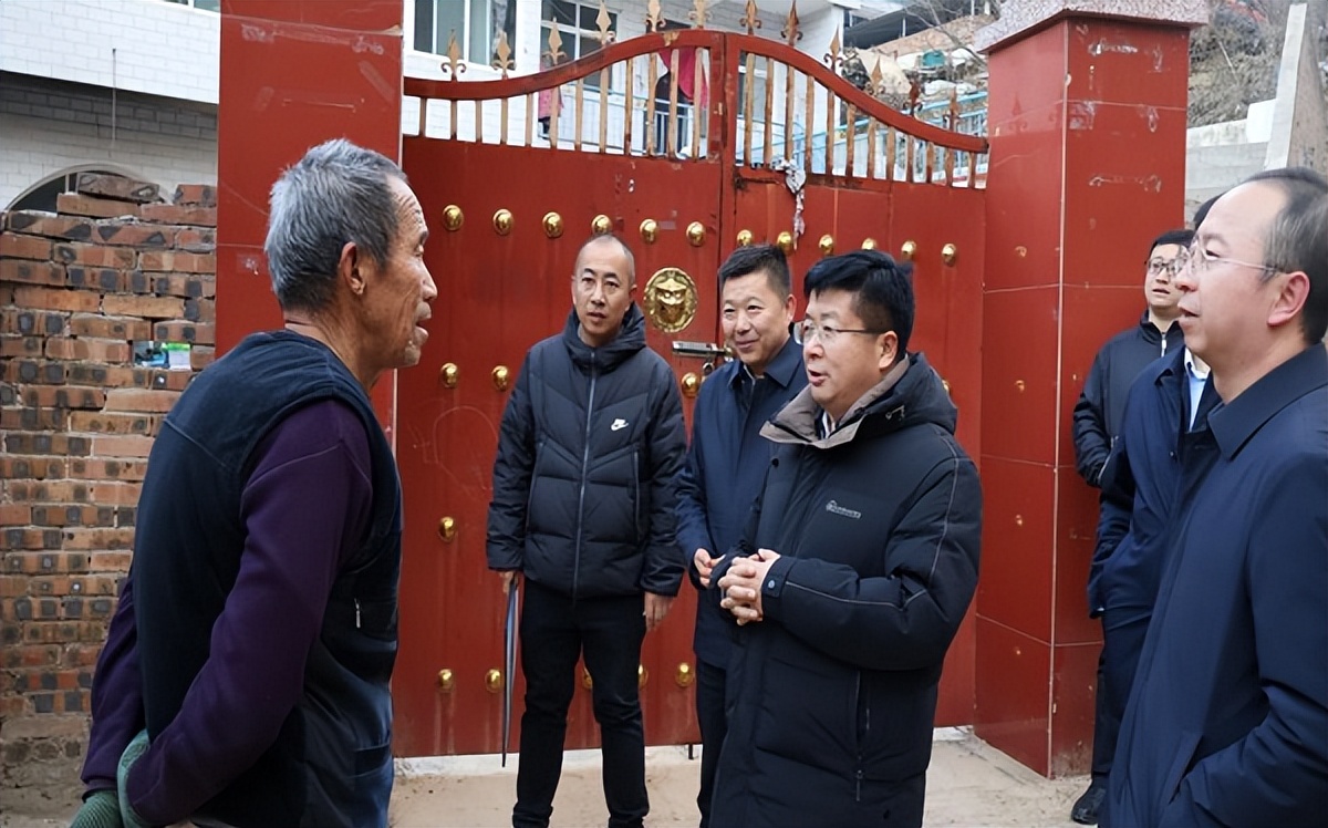 <b>延安市委常委、宝塔区委书记王明智调研人居环境综合治理工作</b>