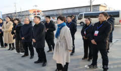 延安市人大常委会组织省市人大代表联合视察洛川县经济社会发展工作